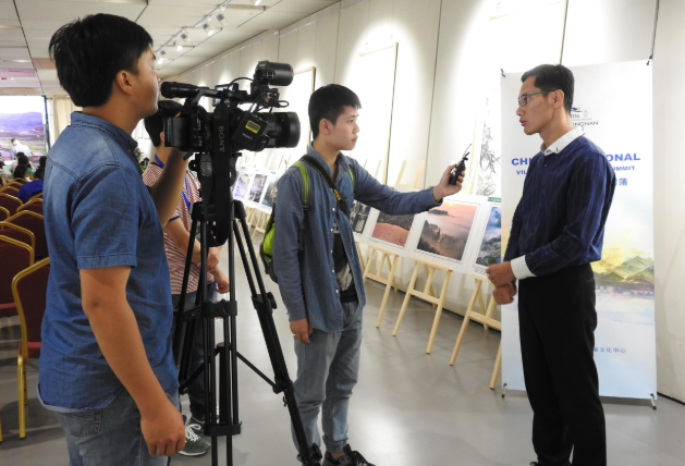 [陕新闻]弘扬延安精神&#32;坚决打赢脱贫攻坚战