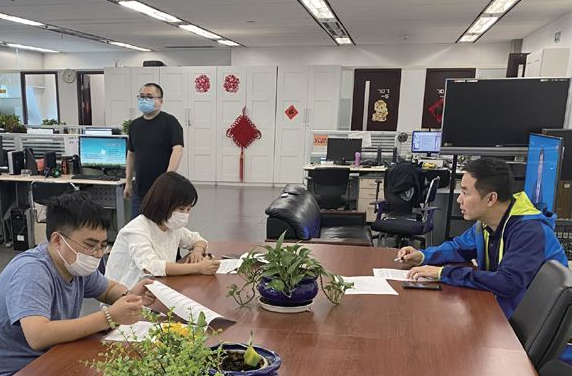 “港媒调查梁颂恒游蕙祯“港独”路：家庭教育缺失，学校教育不良”